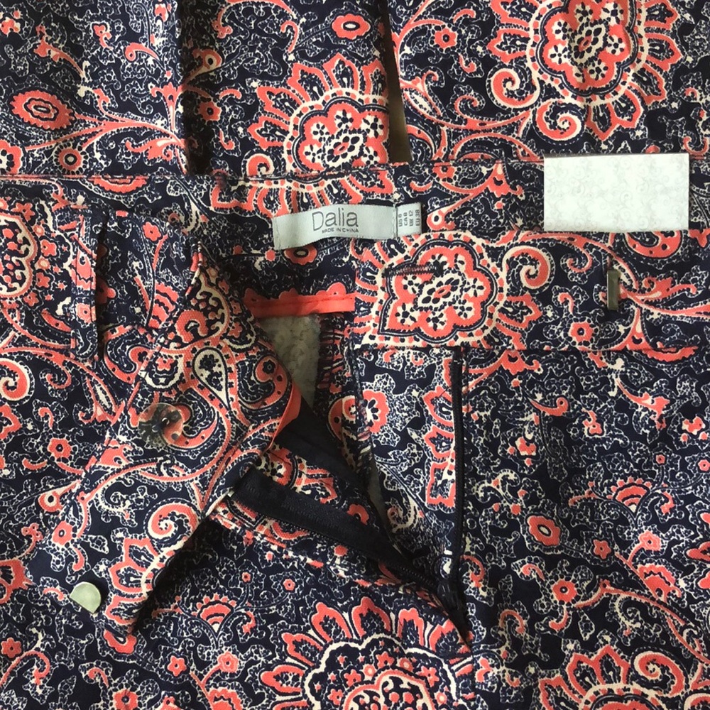 Cute and colorful ankle pants (New-never worn) - Picture 6 of 6